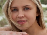 Blonde babe with beautiful eyes Luciana A flaunts her amazing figure - Photo #3