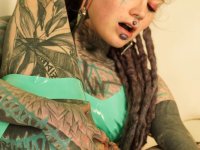 Body modifier Anuskatzz sticks a big dildo into her anal cavity - Photo #9
