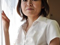 Shy mature asian lady Takako Kumagaya undressing and spreading her legs - Photo #1