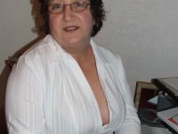 Granny Kinky Carol reveals her huge tits and phat ass in black lingerie - Photo #2