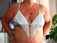 Older fatty Princess Peachy takes off her bikini to go nude in heels - Photo #8