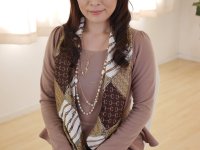 Sexy redheaded Asian mom Yuri Kawana reveals her fat ass and masturbates - Photo #1