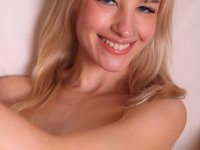 Charming teen Soffa removes her lingerie while showing her petite body - Photo #17