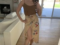 Hot amateur slut Riley Reyes takes selfies of her big booty and holes - Photo #1