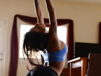 Latina pornstar Lela Star is showing off in her tight clothes - Photo #4