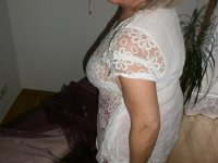 Kinky amateur mature woman Caro reveals and pleases her wolf hairy twat - Photo #3