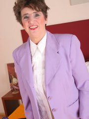 Mature lady Felice relieves built up vaginal pressure with a vibrator