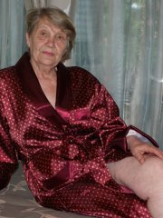 Naughty granny Belly shows off her big booty and spreads her hairy pussy