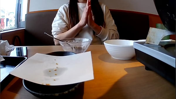 Two days of creampie indulgence for a perverted, small-breasted, cheating wife. [Amateur creampie sex video] Mai, a 30-something housewife with a shaved pussy who loves creampies.