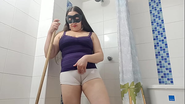 Hire a Latina Milf Who Washes the Bathroom, Sucks Cock and Licks Balls, A Complete Professional!! The Best Whore Wife In New York Usa