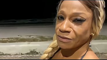 Camaleaofitt productions presents Latinas Milfs episode 01