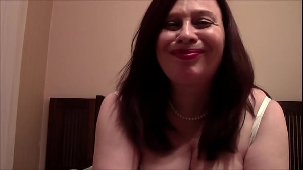 Nina 51 Yr Old Redhead Granny SFW Non-Nude Webcam