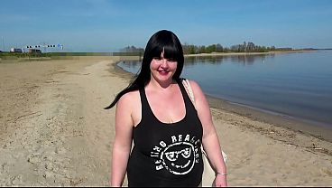 PRIVATE BBW OUTDOOR SLUT SUCKS STRANGERS' DICKS