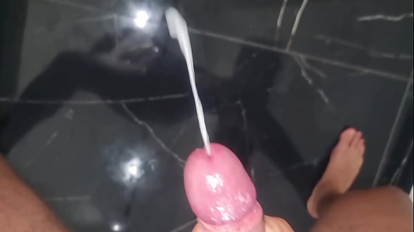AMATEUR HOMEMADE CUMSHOTS | HANDJOBS AND MOANS - A PLENTY OF SPERM TRIBUTE FROM ALEXANDER'S COCK
