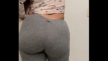 My MILF stepmom cleaning and bouncing her beautiful ass in yoga pants