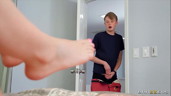 Finding My Stepmom's Toy   Brazzers    download full from http:  zzfull.com stepm