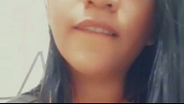 Leaked Video: Hot Girl Cumming for Him Before Becoming Famous on the Internet