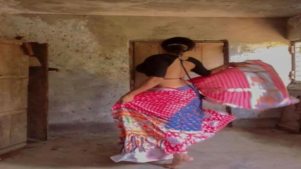 Sister Ki Dost Ko Ghumane Ke Bahane Chooda Full Hindi Audio Homemade Desi Yourpriyanka784