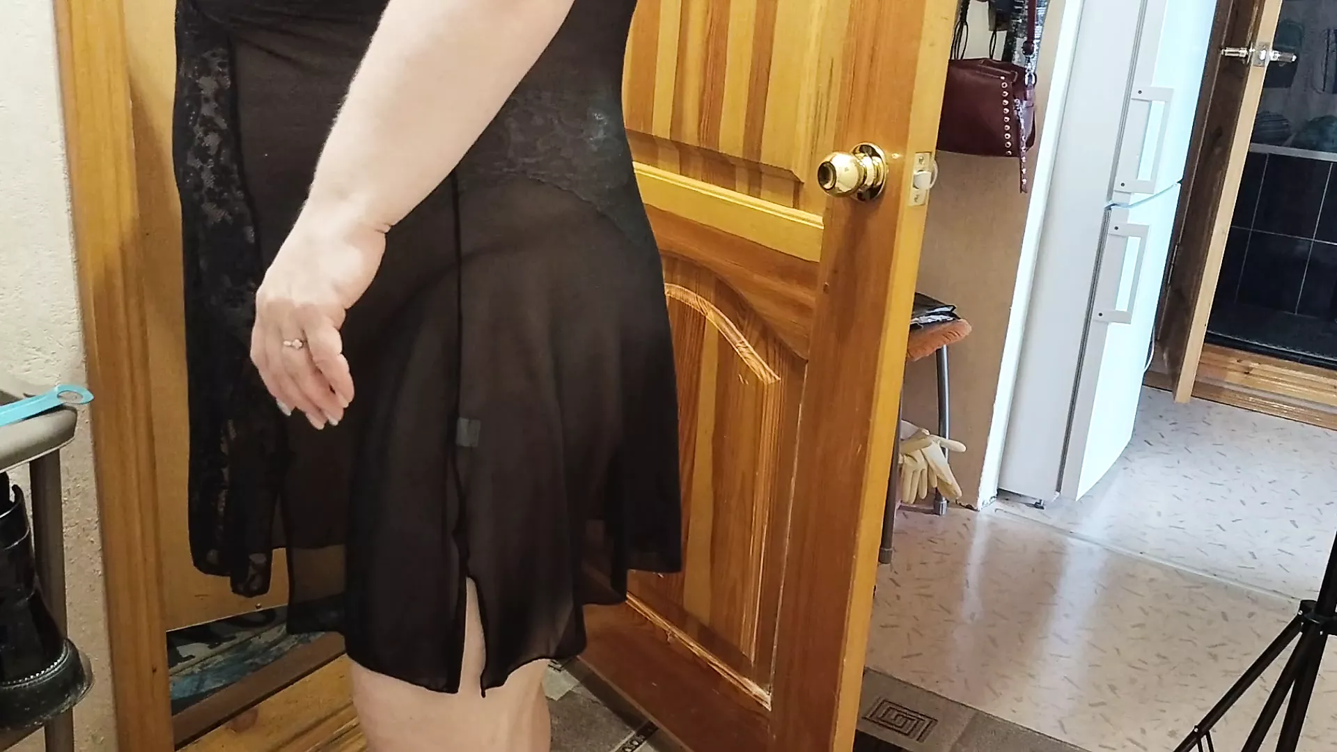 a friend came to visit and I jerk off his cock
