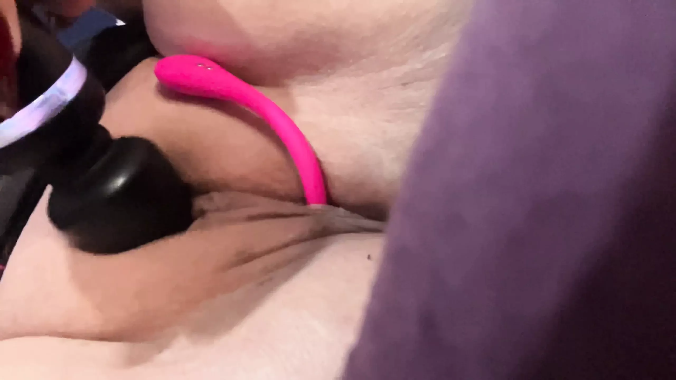 Delicious cam girl Lana cumming with her lovense lush Domi toys, soaking her pussy with cum gushing out