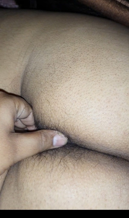 Indian mom ko nanga kia nind me sote hue. Desi Step mom son