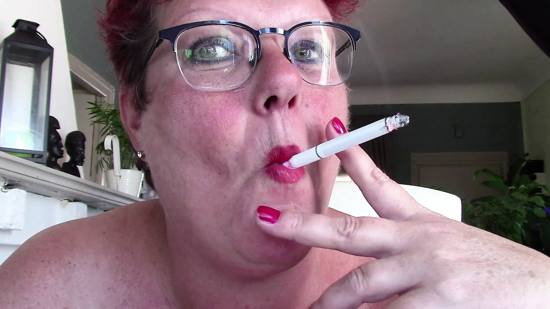 Smoking Hot Dildo Sucking Wife