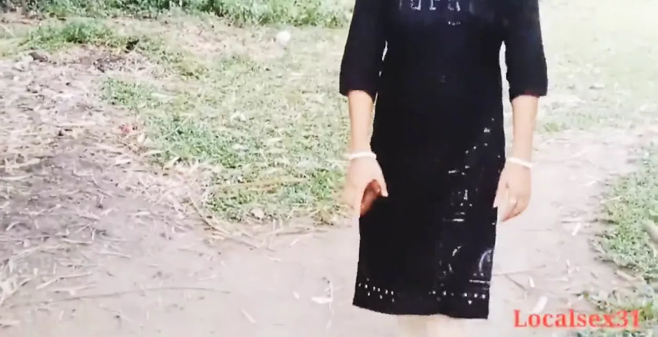 Indian Village Bhabhi Beautiful Black Dress Fuck Her Client