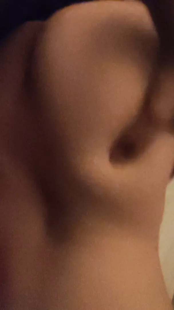 Siki Delikleri ve Yagli Yumusak Memeleriyle Yeliz Turkish BBW