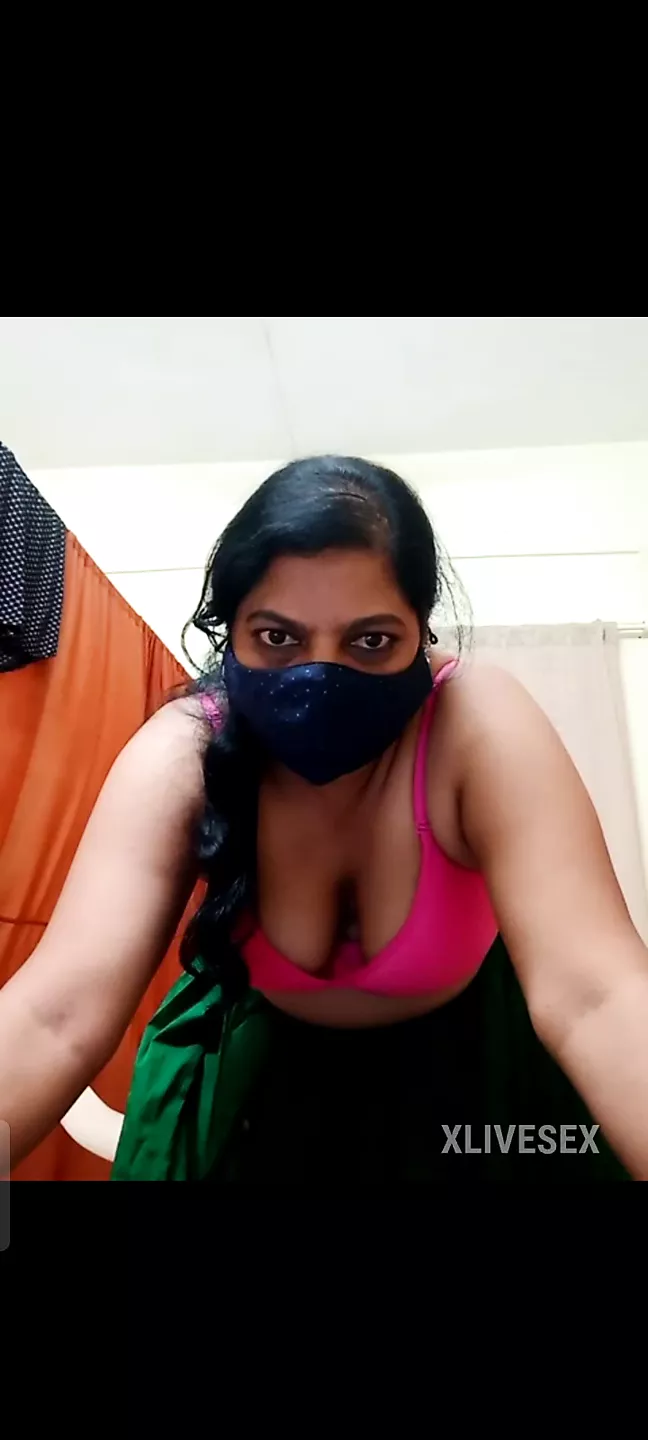 Desi Indian aunty Sex and relationship her boyfriend