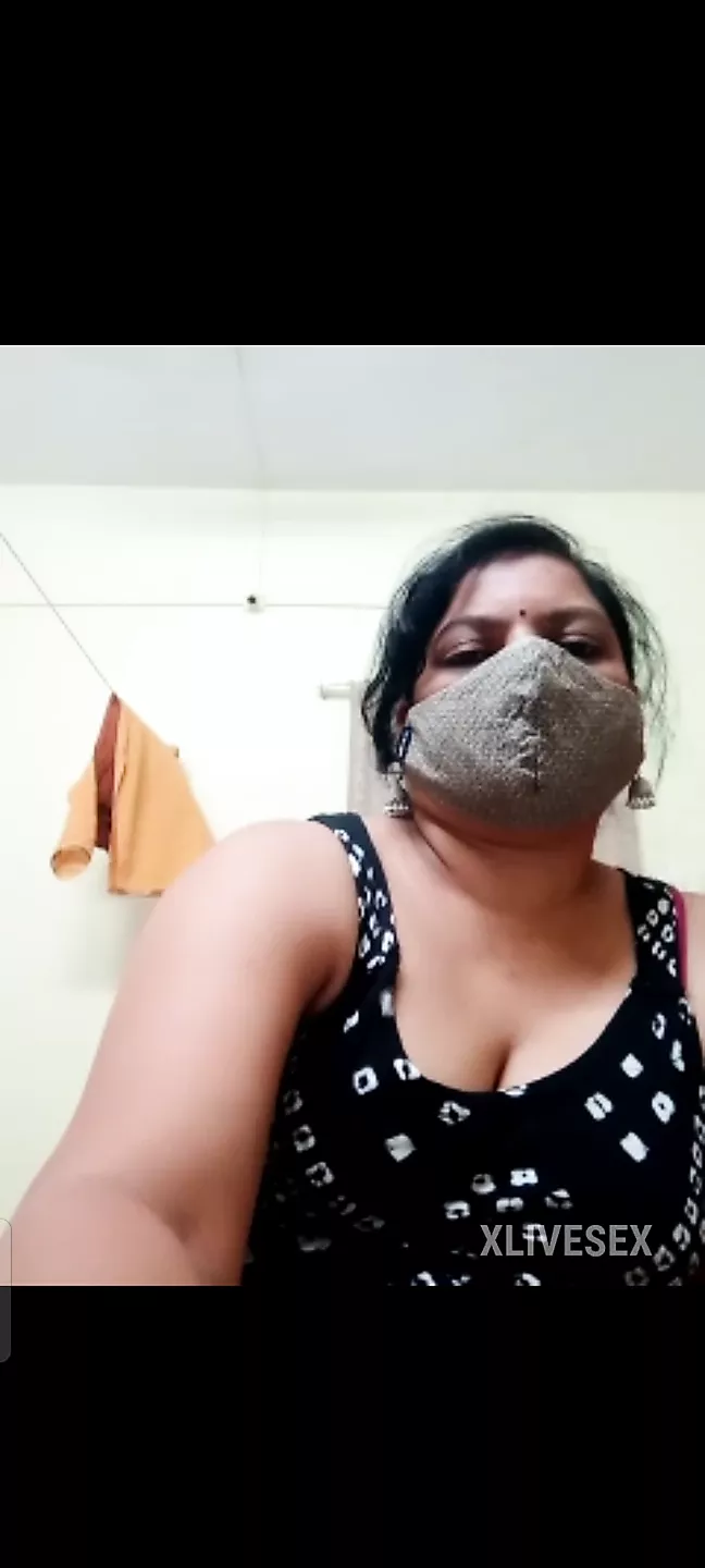 Indian geetahousewife