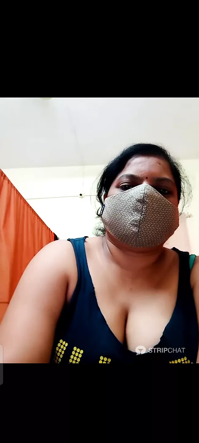 Desi Indian Pooja bhabhi ki sexy video