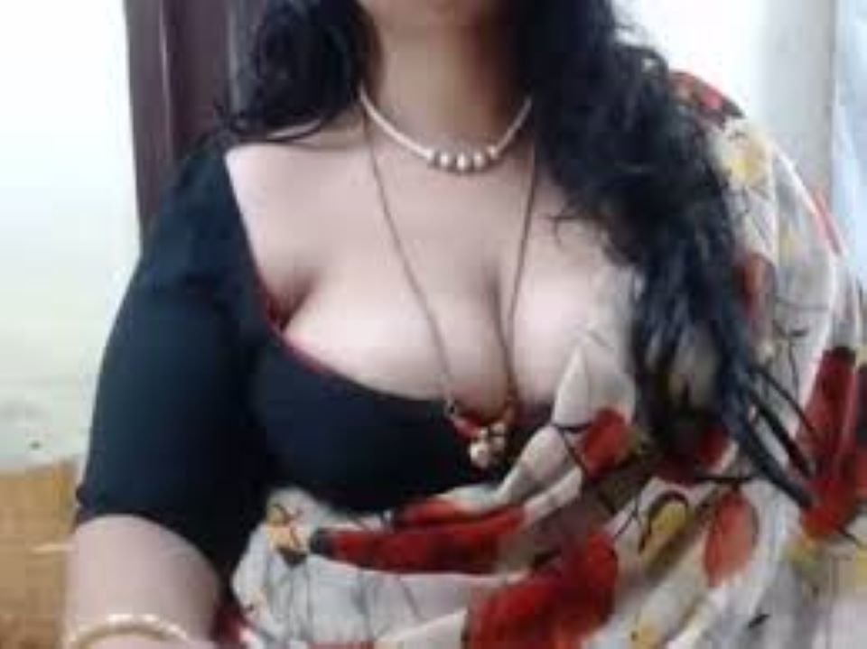 indian bhabhi stripteasing  Infront of devar
