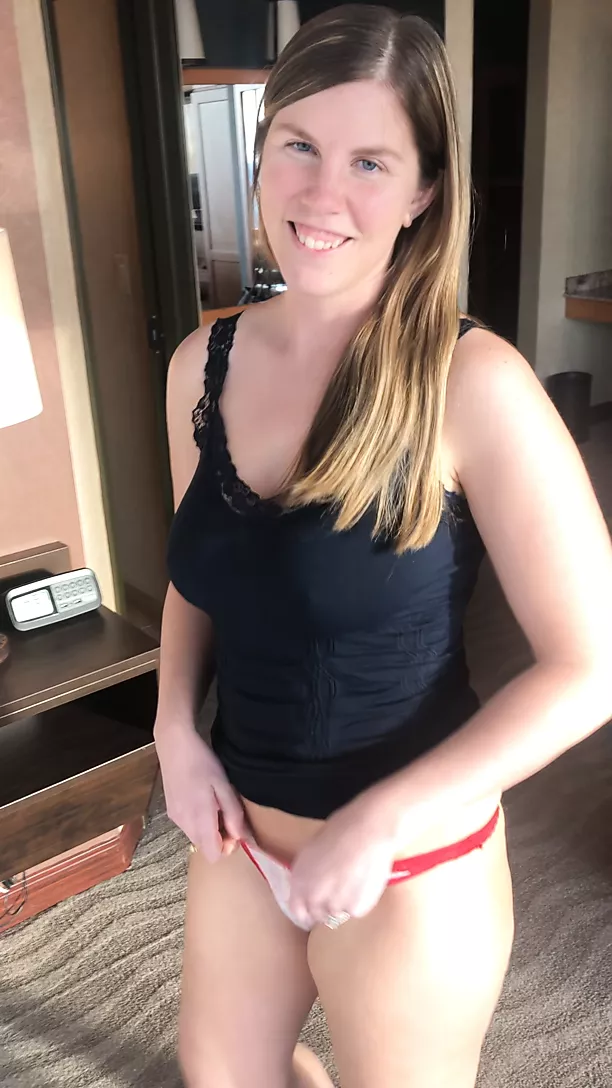 Hot Wife with HUGE Natural Tits Cums HARD for you! - Lisa Brooks