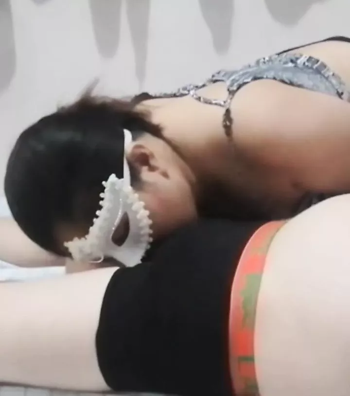 Pinay wife give blowjob to stranger