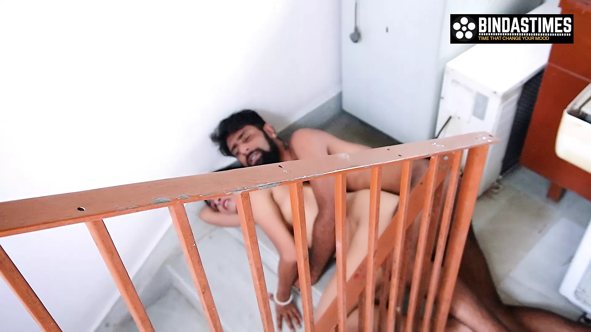 Washing Machine Service Boy Fucks with Desi Bhabhi in the Stair while Her Husband at Home