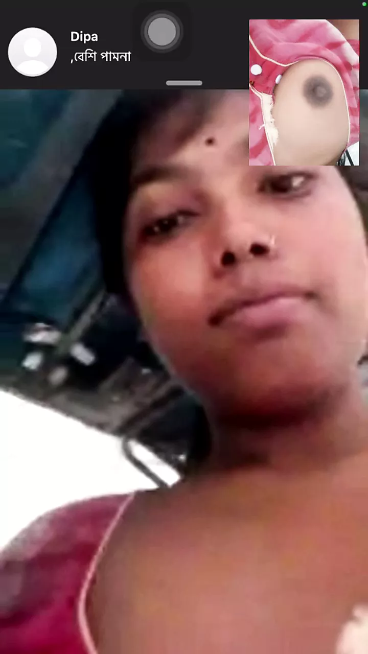 WhatsApp Video call showing Boobs and pussy