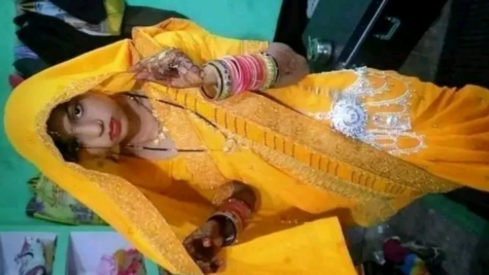 Girlfriend ki freind ko bed me suta kar chudai video