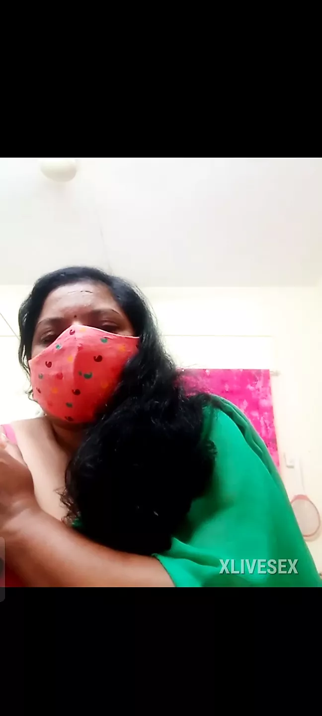 Desi Indian aunty Divya Rani