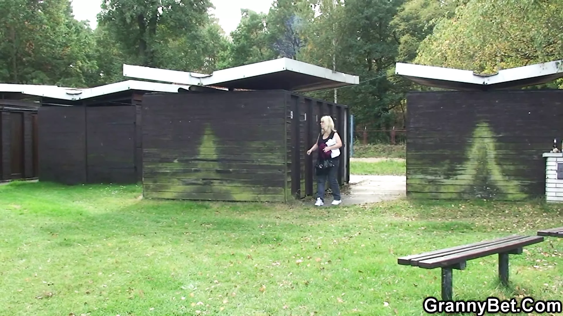 Stranger fucks blonde old mature in changing room