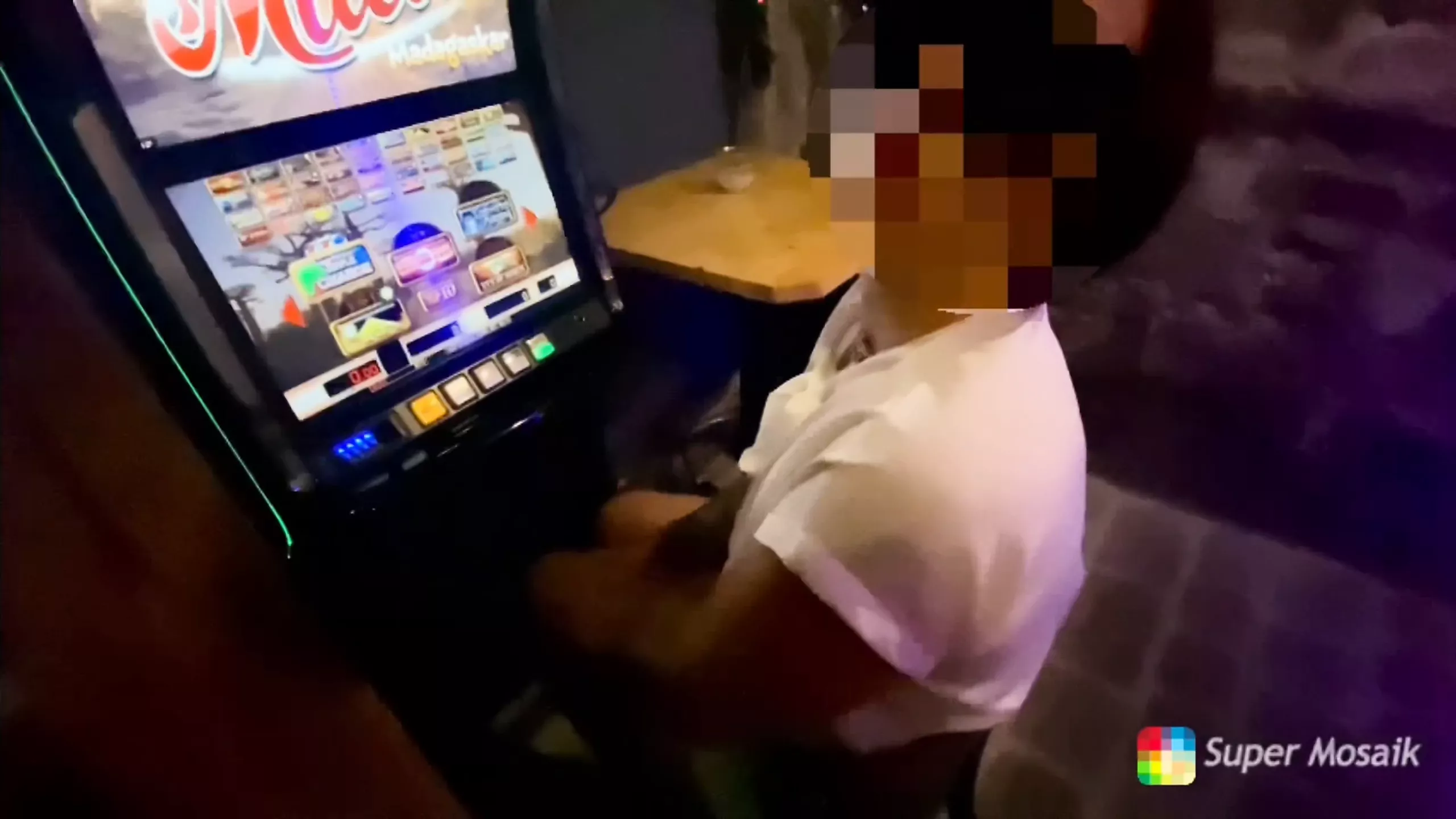 Slut hooked up and suck of a stranger