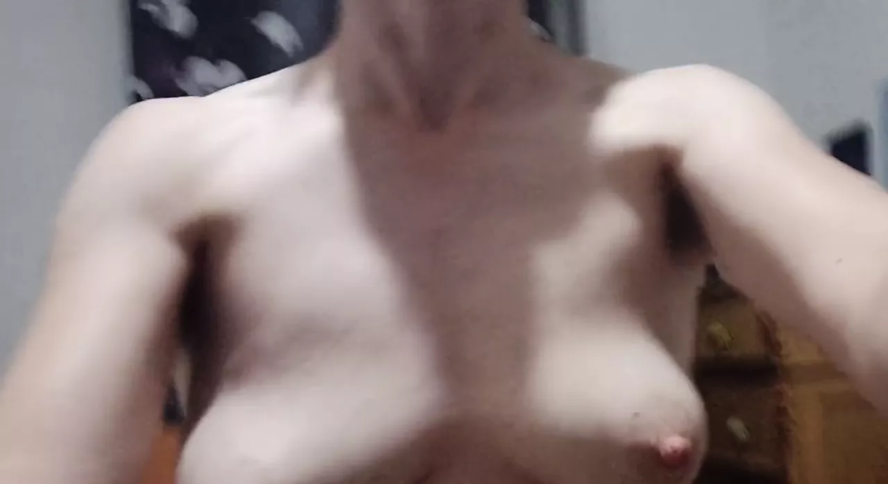 Riding my bf BBC, bouncing boobs
