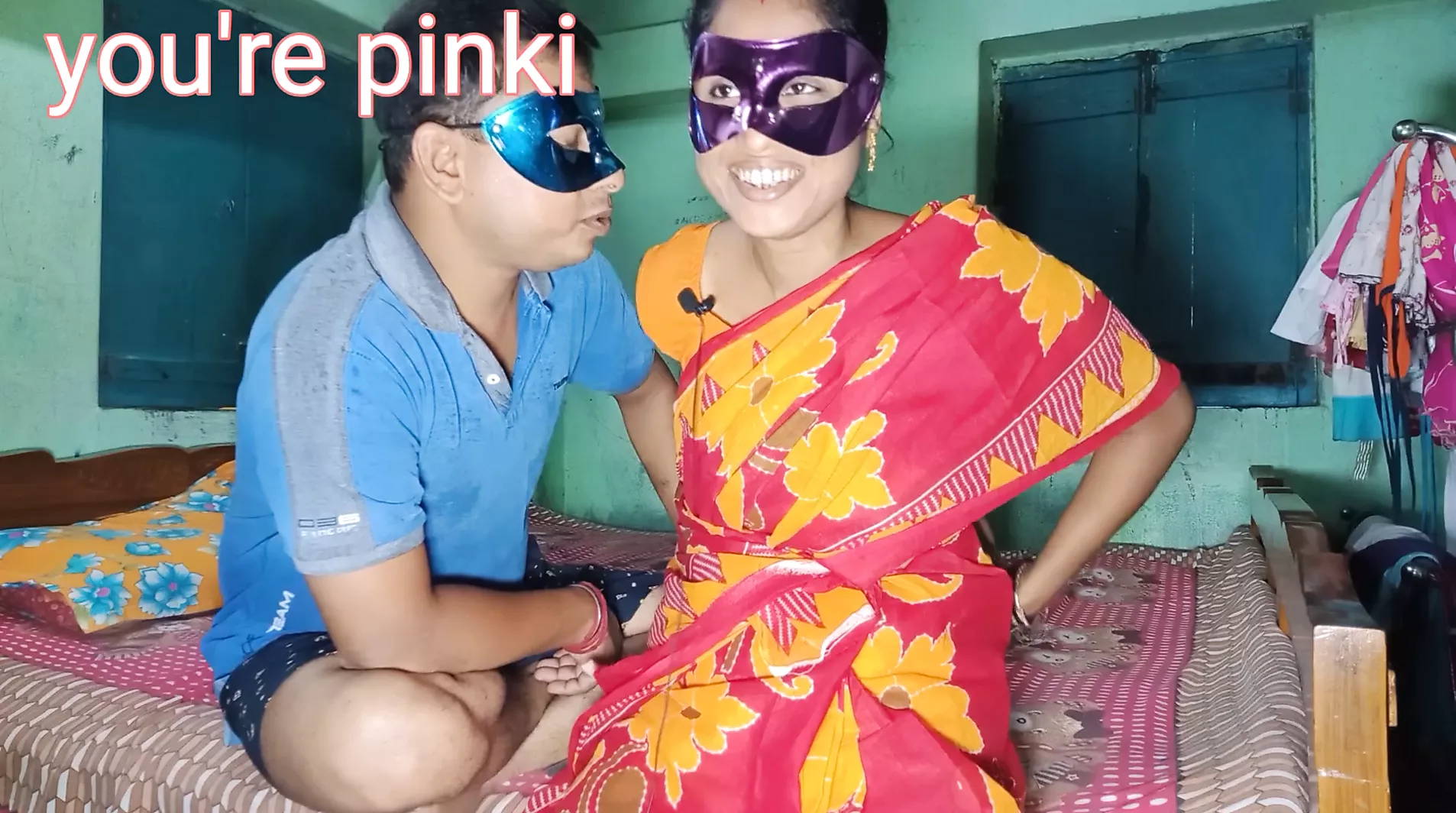 Indian bangali chachi ko vatije ne kutiya banakar jamke choda