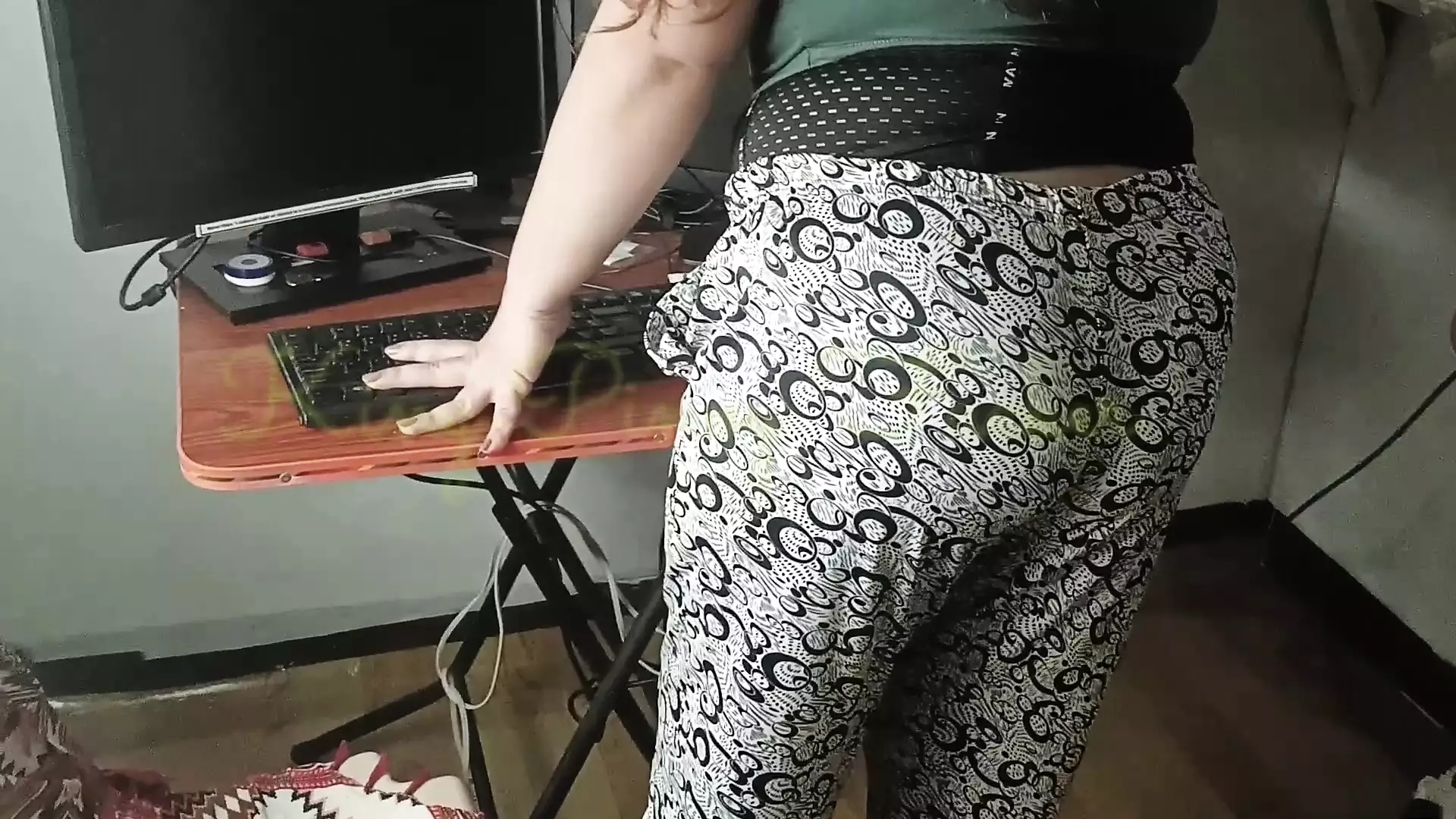 It feels good to fuck someone who is horny and giant ass and tits like Karina Thai