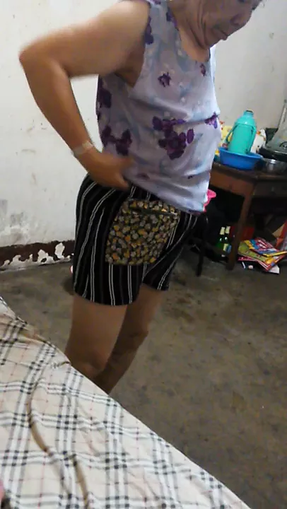 Chinese granny in the bath 2
