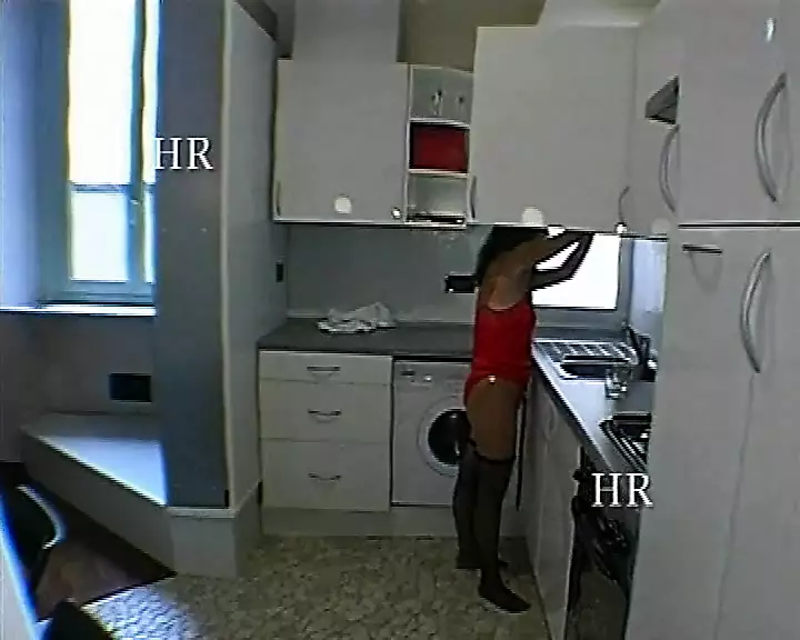 Unreleased Amateur Porn with 90s Housewives #10