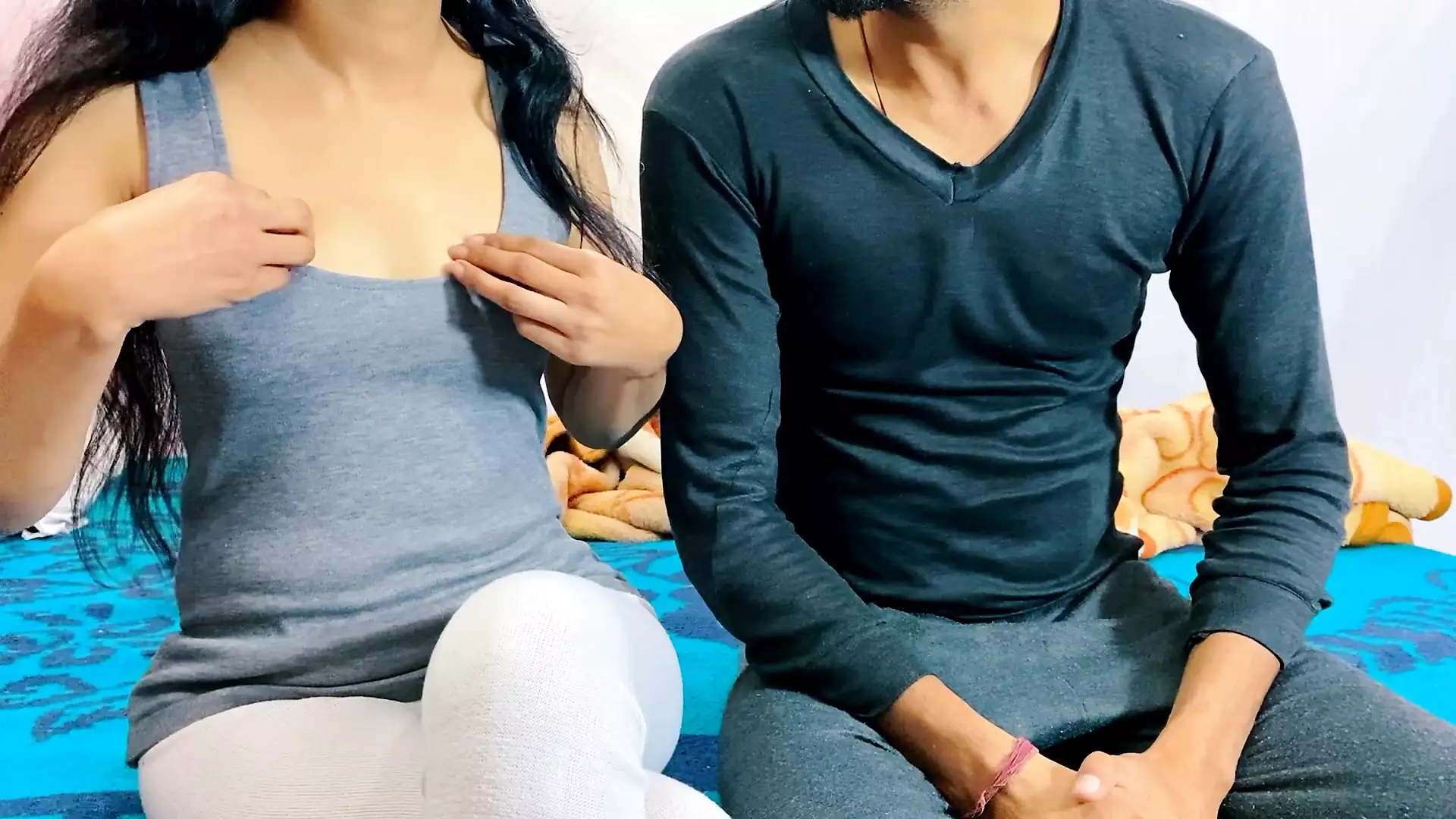 Dhokhe Baaj Patni Ne Apne Devar Se Bnati Rahi Sambhand Pati K Bahar Jane Par Hindi Desi Porn Webseries Full HD