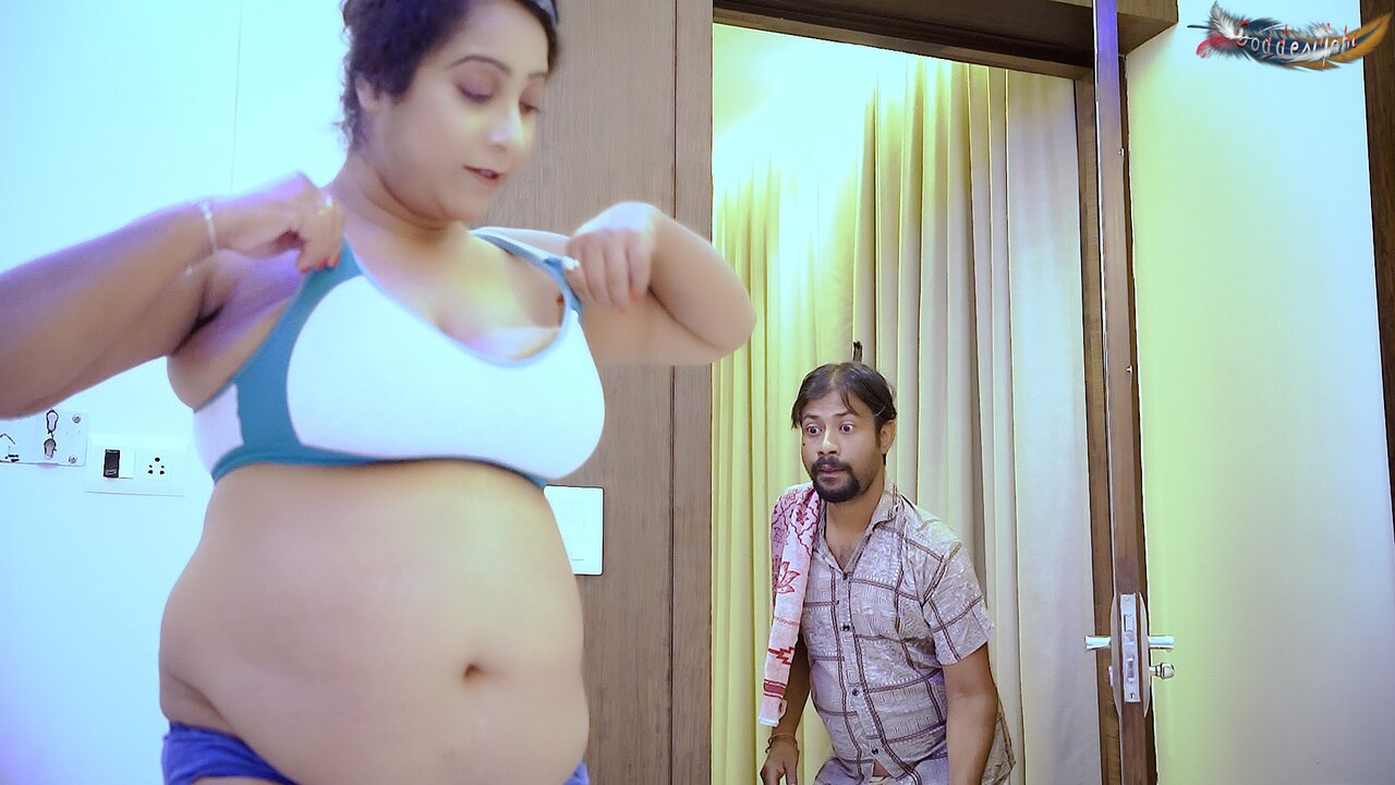 Desi naukar aur Bideshi Bade Dudh wali 40 + Madam ka chodan chudai dekha nahi hoga pahale yesa thukai ( Hindi Audio )