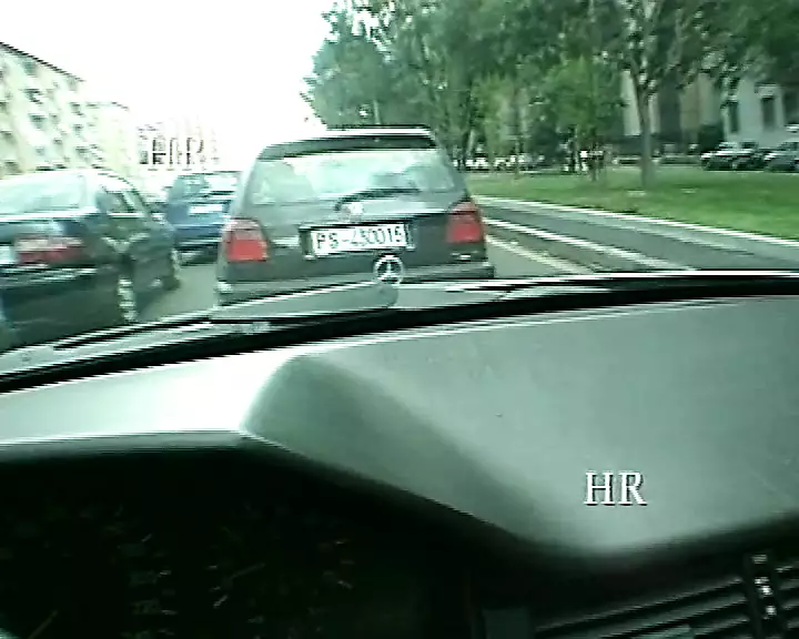 Milanese exhibitionist takes it in the ass for the first