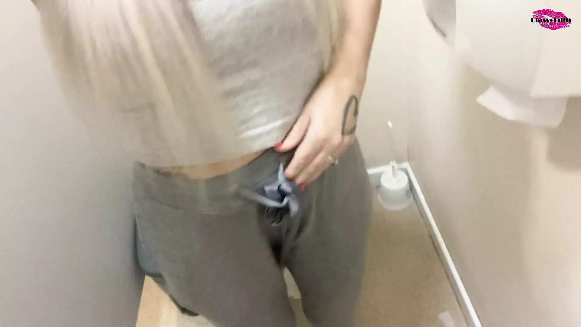 Hot pissing in public toilets