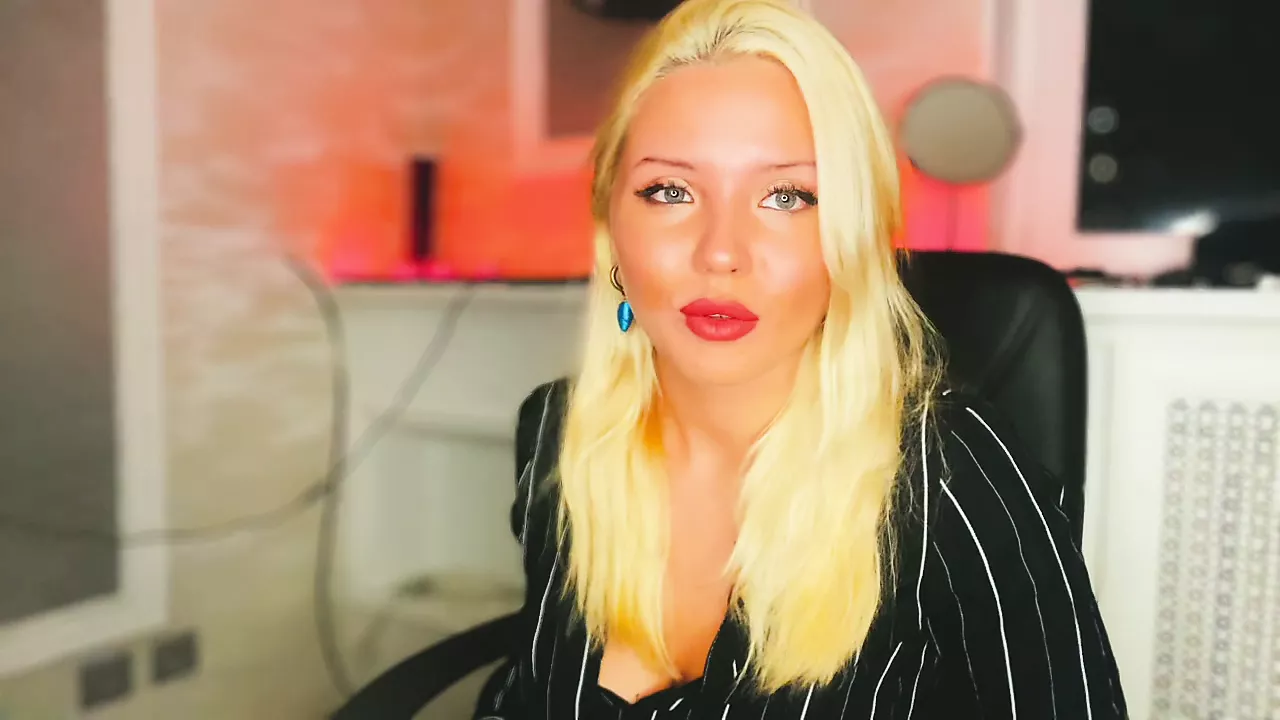 ASMR you visited your friends mom